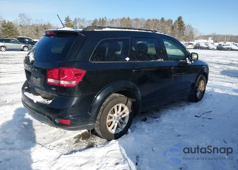 2015 Dodge Journey Sxt z USA, uszkodzony, nr VIN 3C4PDCBB7FT736688